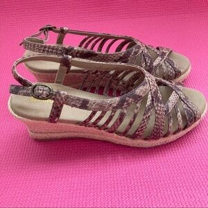 Naturalizer Brewster Womens 8 Tan Reptile print wedge